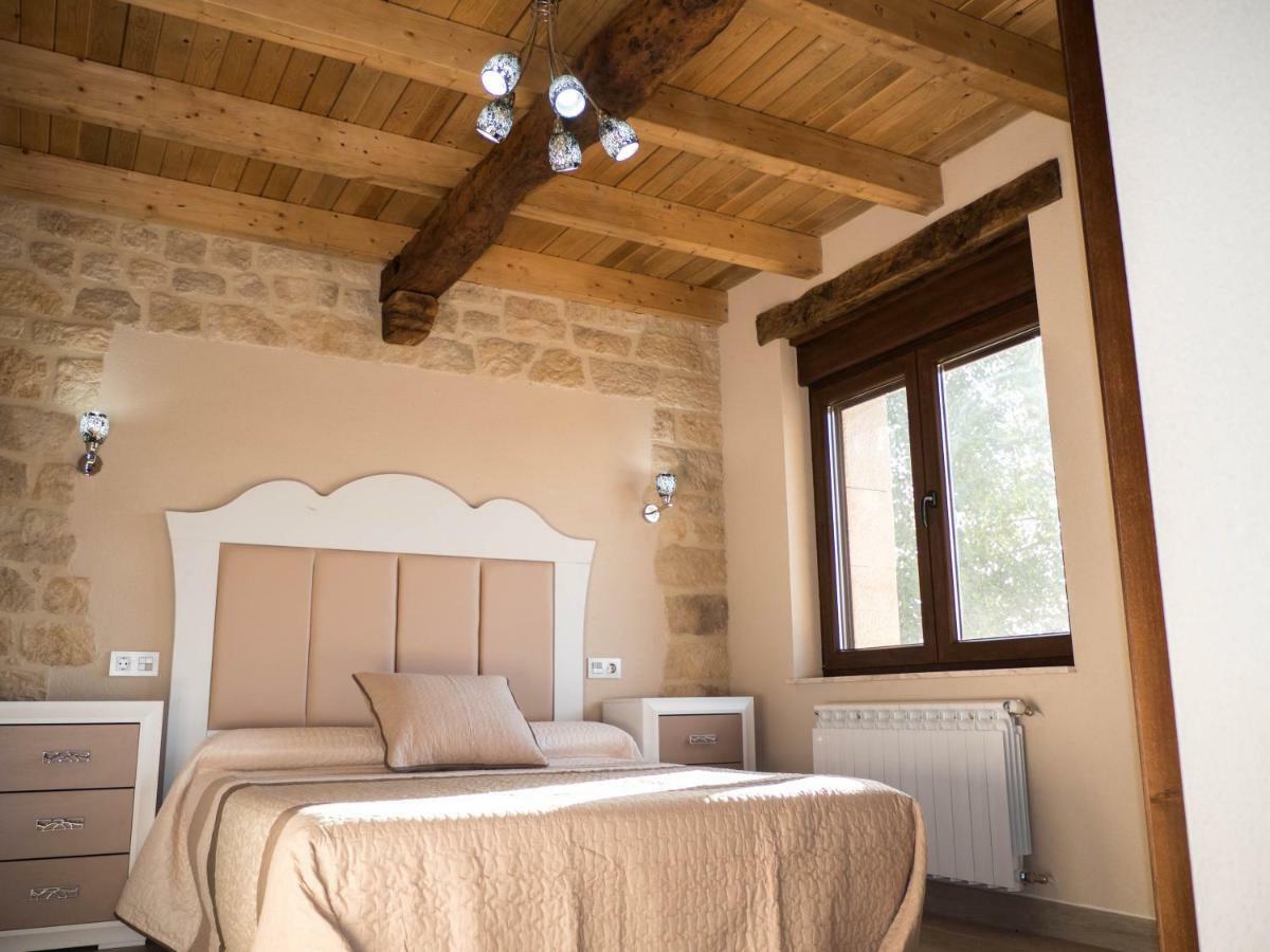 Apartamentos La Fabrica Villaluenga de la Vega Экстерьер фото