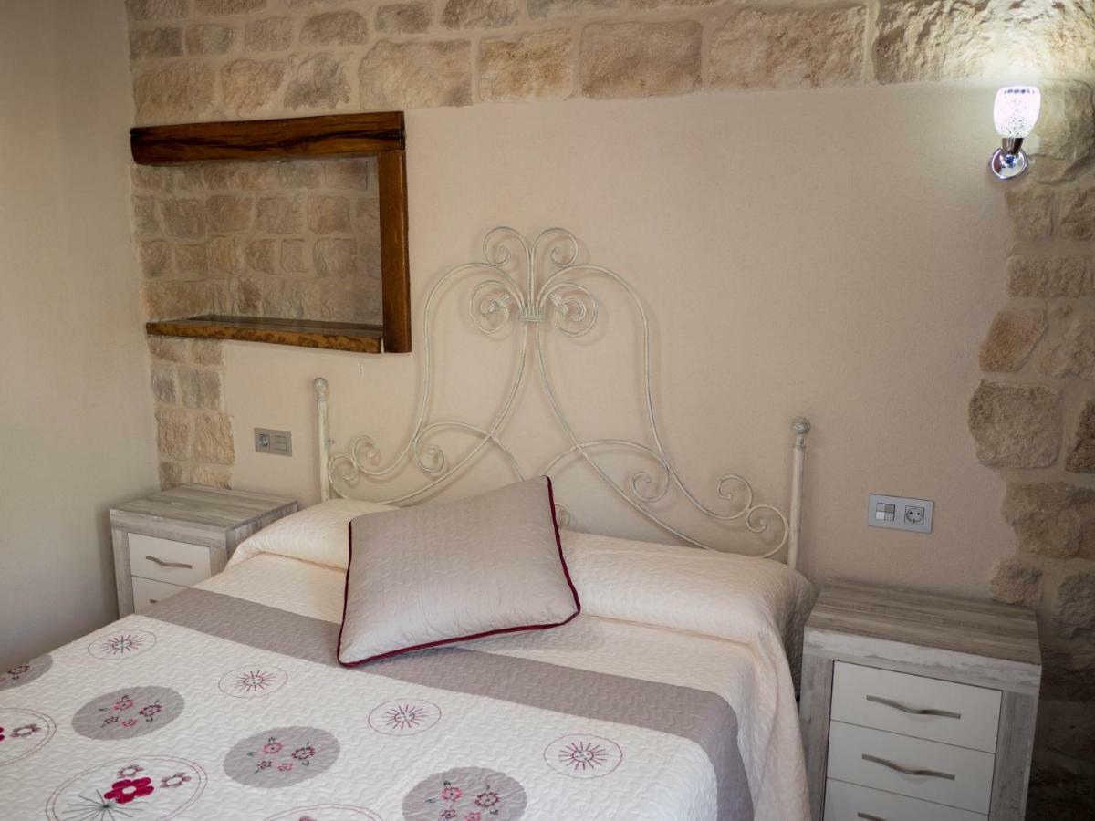 Apartamentos La Fabrica Villaluenga de la Vega Экстерьер фото